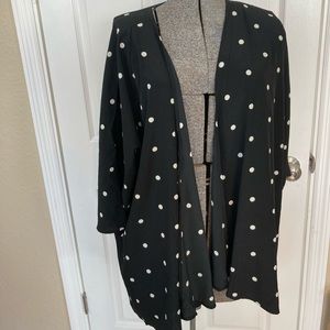 LuLaRoe L Lindsay Kimono